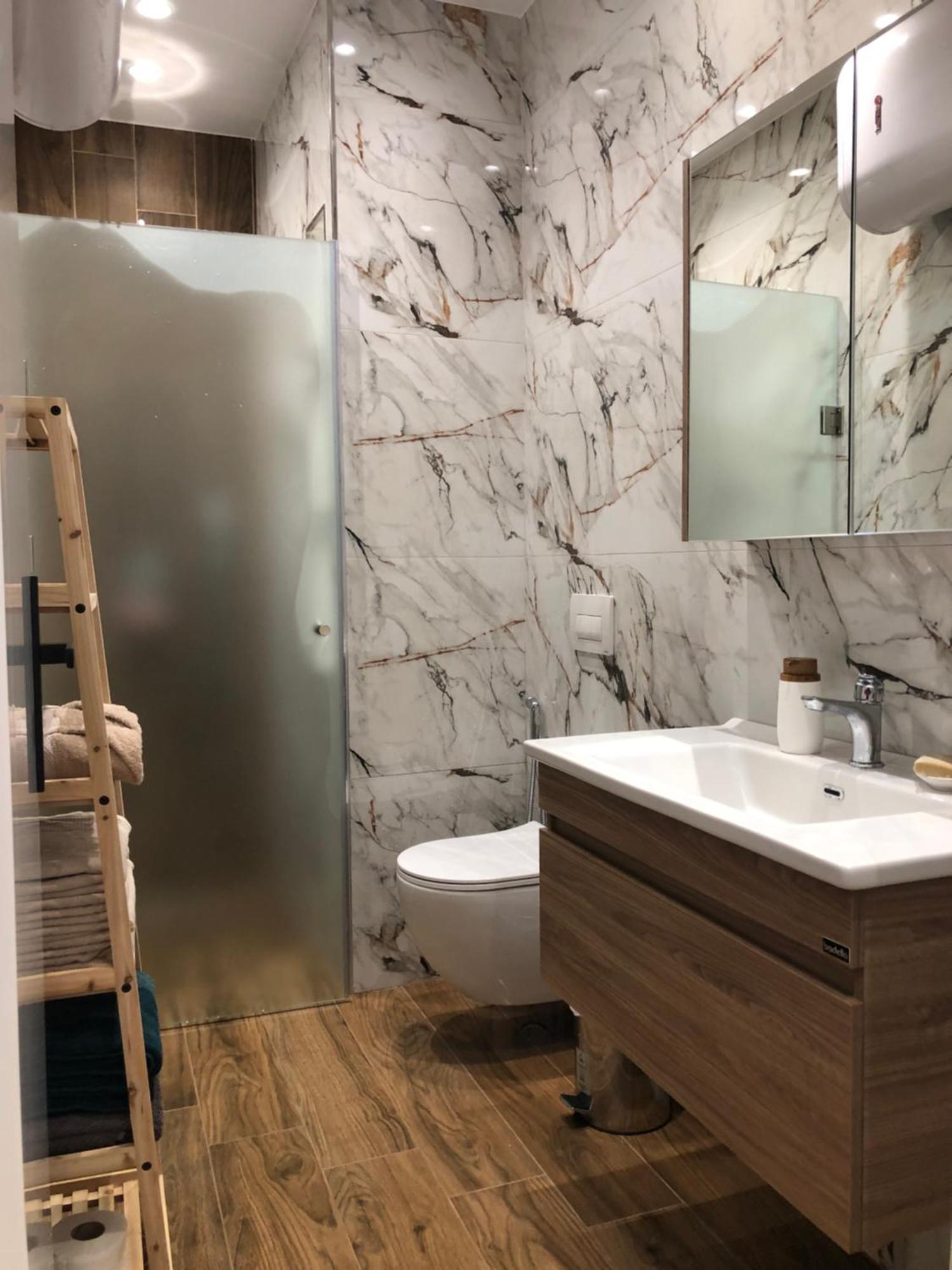 Alajs Apartament Влёра Экстерьер фото
