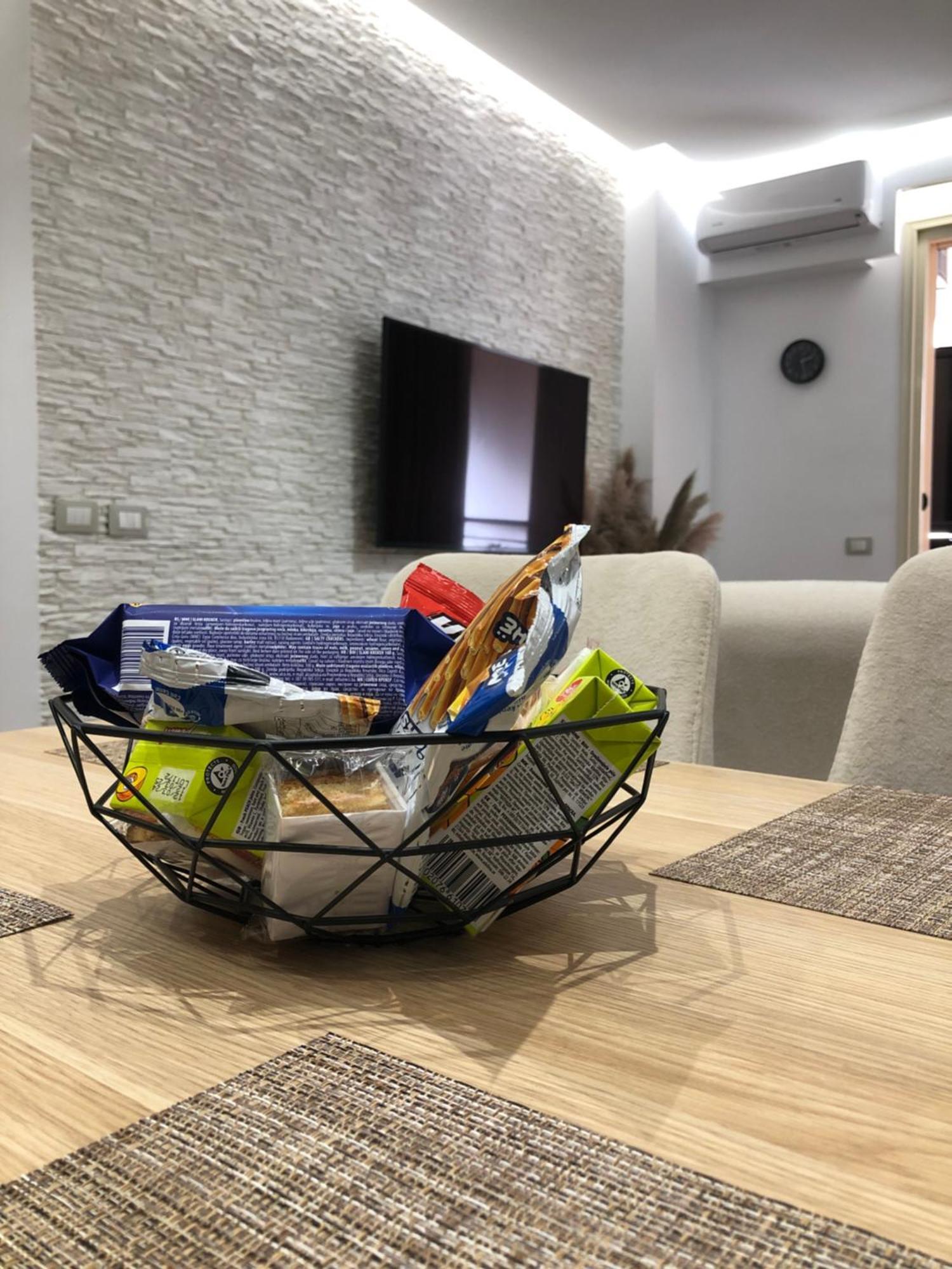 Alajs Apartament Влёра Экстерьер фото