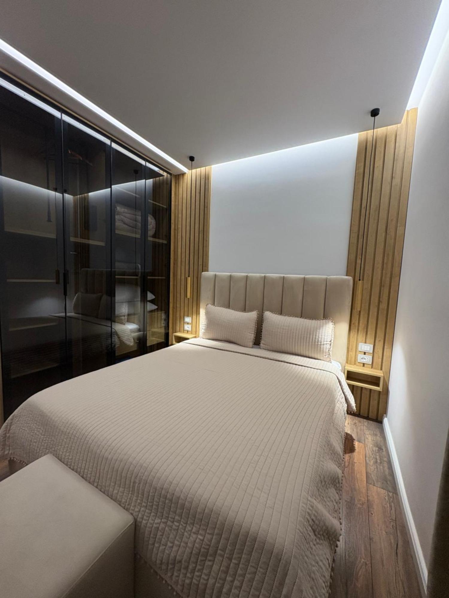Alajs Apartament Влёра Экстерьер фото